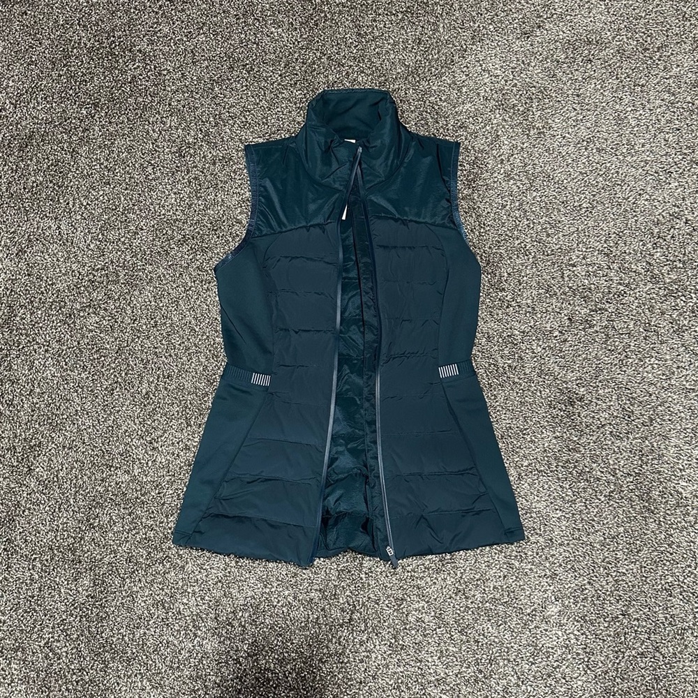 Lululemon Dark Teal Sleeveless Vest